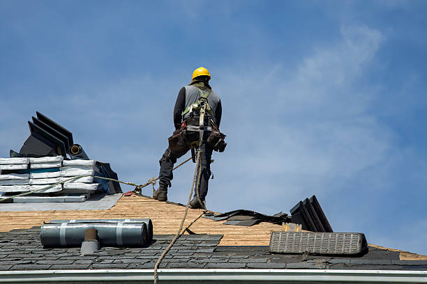 Professional Roofing technician working in Huddleston, VA